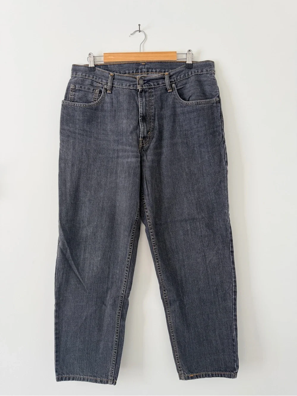 Levi’s 560 Loose Taper Dark Gray Jeans